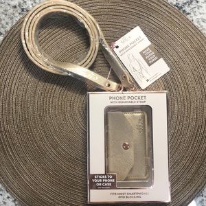 Ellie Phone Pocket With Strap